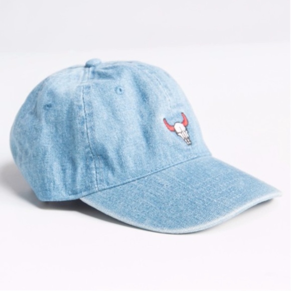 ASSORTMENT OF DENIM HATS - Picture 3 of 8